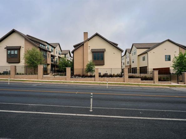 2209 Woodland Ave 601, Austin TX 78741