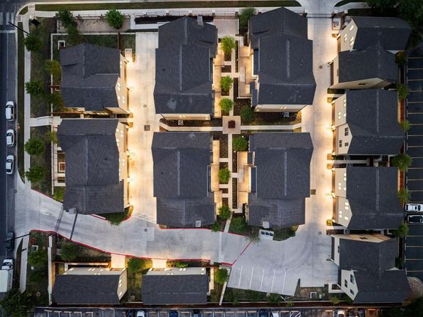 2209 Woodland Ave 601, Austin TX 78741
