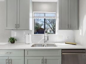 8007 Swindon LN, Austin TX 78745