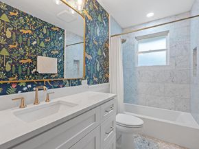 5400 Sunshine DR, Austin TX 78756