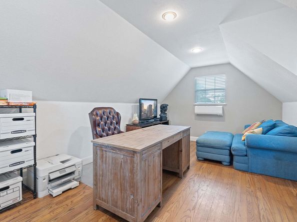 5400 Sunshine DR, Austin TX 78756