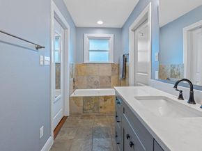 5400 Sunshine DR, Austin TX 78756