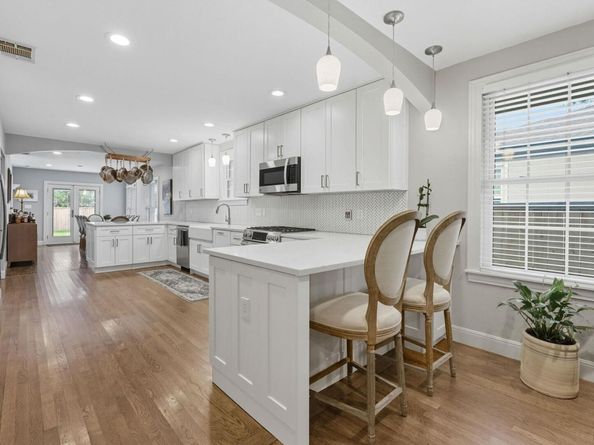 5400 Sunshine DR, Austin TX 78756