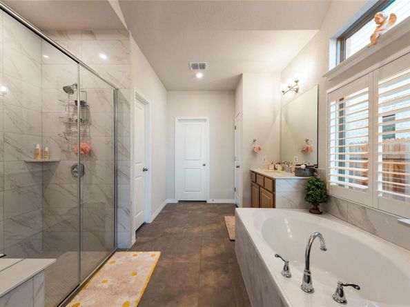 513 Echo PASS, Liberty Hill TX 78642