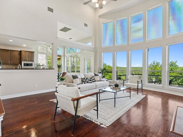 7204 Covered Bridge DR, Austin TX 78736