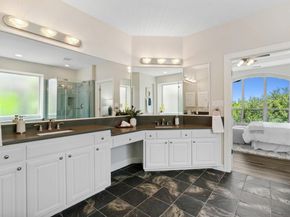 7204 Covered Bridge DR, Austin TX 78736