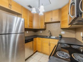 1015 E Yager LN 172, Austin TX 78753