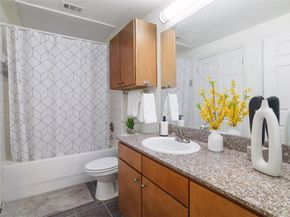 2502 Leon ST 208, Austin TX 78705