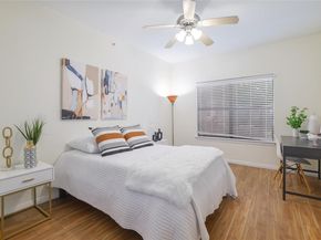 2502 Leon ST 208, Austin TX 78705