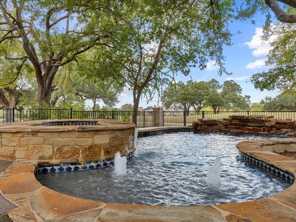 309 Grand Oaks LN, Georgetown TX 78628