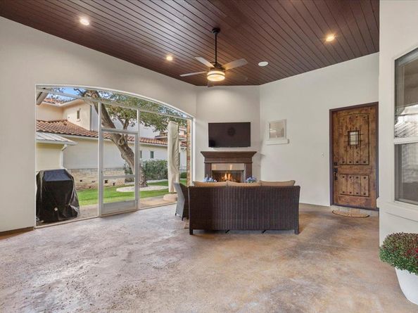 309 Grand Oaks LN, Georgetown TX 78628