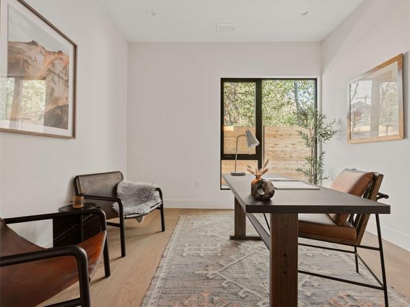 Undisclosed Address #1074067, Austin TX 78745