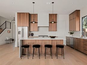 Undisclosed Address #1074067, Austin TX 78745