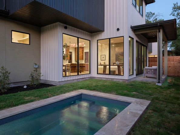 Undisclosed Address #1074067, Austin TX 78745