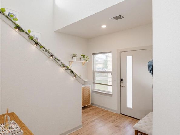 2109 Ettalee CT, Austin TX 78754