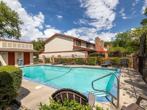 8906 Trone CIR A, Austin TX 78758