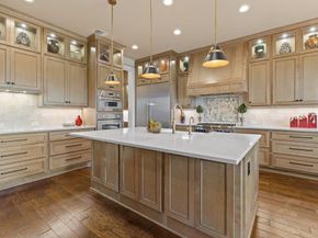349 Cimarron Hills TRL E, Georgetown TX 78628