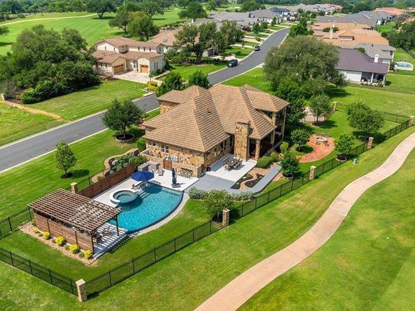 349 Cimarron Hills TRL E, Georgetown TX 78628