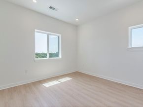 4802 S Congress Ave 410, Austin TX 78745