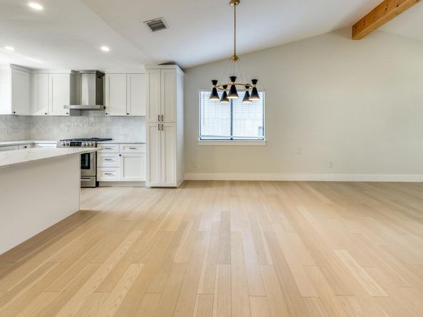 7901 Keswick DR, Austin TX 78745