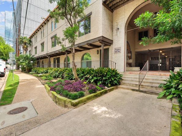 505 W 7th ST 308, Austin TX 78701