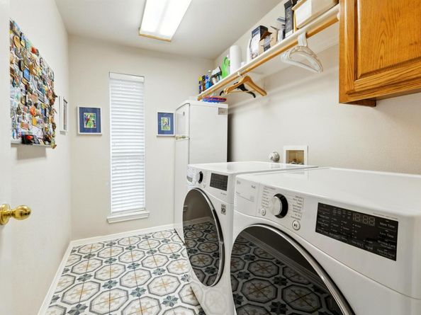 9408 Bing Cherry Ln, Austin TX 78750
