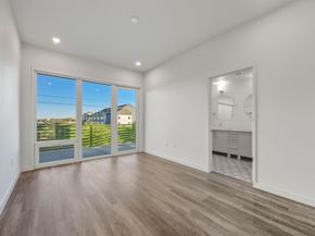 4004 Banister Ln LN 310, Austin TX 78704