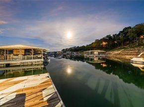 6111 Hudson Bend RD RD, Austin TX 78734