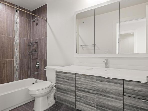 604 N Bluff DR 244, Austin TX 78745