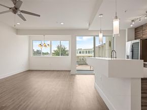604 N Bluff DR 244, Austin TX 78745