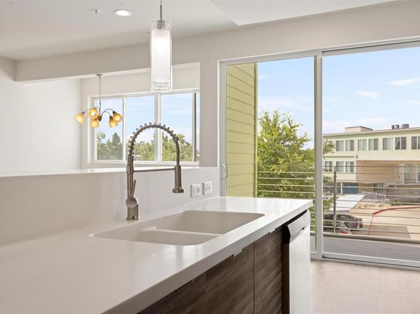 604 N Bluff DR 244, Austin TX 78745