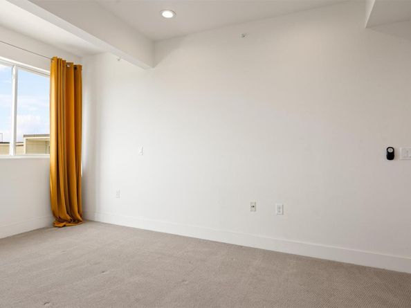 604 N Bluff DR 244, Austin TX 78745
