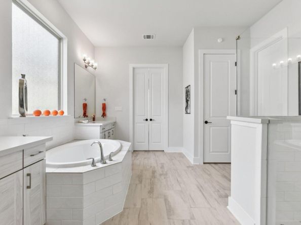 4617 Port Genova CT, Leander TX 78641