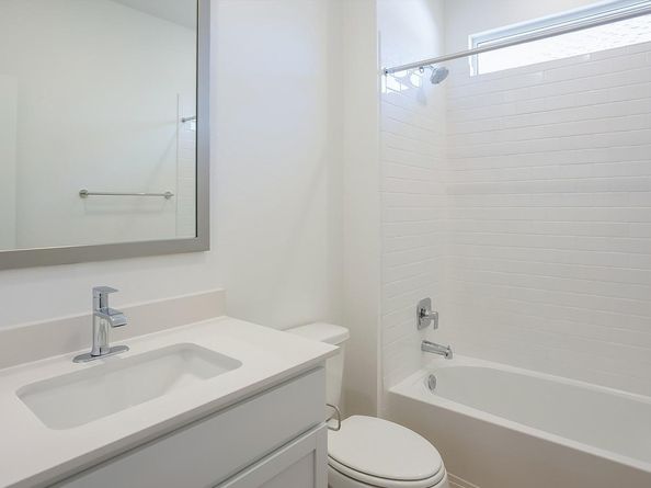 1853 Crooked Creek ST, Leander TX 78641
