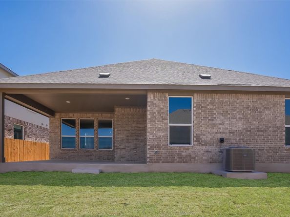 1853 Crooked Creek ST, Leander TX 78641