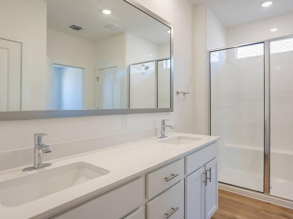 1853 Crooked Creek ST, Leander TX 78641