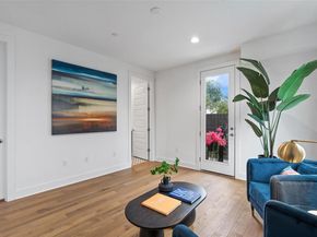2505 Bluebonnet LN 8, Austin TX 78704