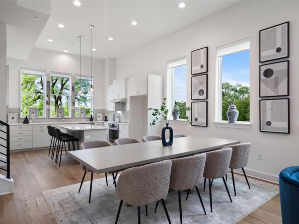 2505 Bluebonnet LN 8, Austin TX 78704
