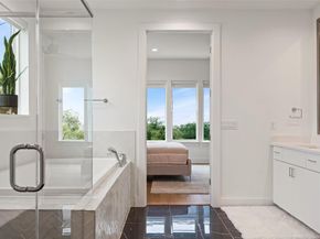 2505 Bluebonnet LN 8, Austin TX 78704