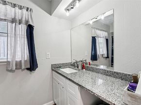 5709 Alsace TRL, Austin TX 78724