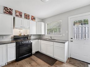 5709 Alsace TRL, Austin TX 78724