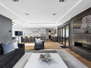 302 Buckeye TRL, West Lake Hills TX 78746