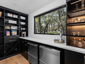 302 Buckeye TRL, West Lake Hills TX 78746