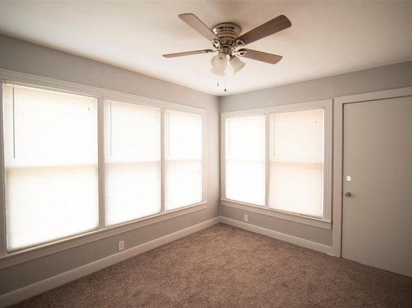 3010 E 12th ST, Austin TX 78702