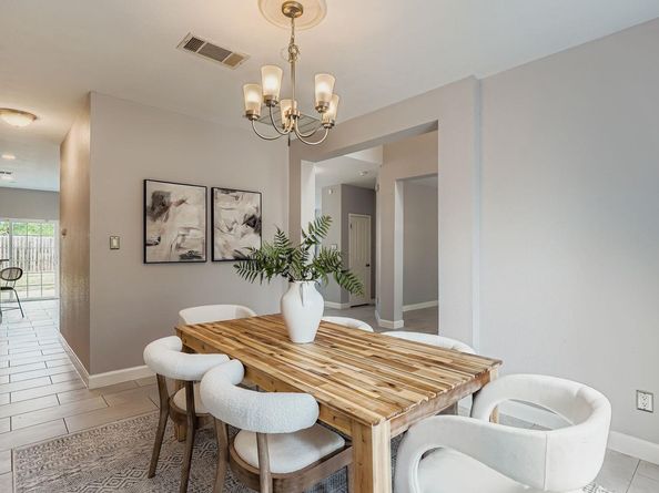 1420 Quicksilver CIR, Round Rock TX 78665