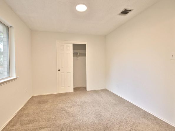 7401 Rankin TRL, Austin TX 78729