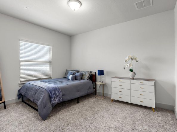 2256 Local Rebel LOOP, Leander TX 78641