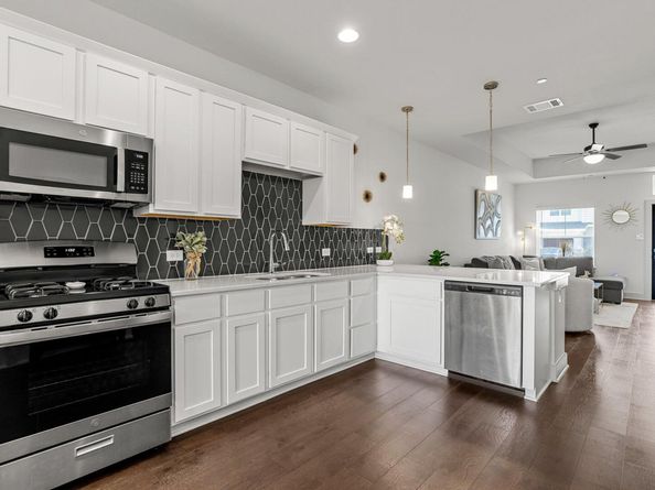 2256 Local Rebel LOOP, Leander TX 78641
