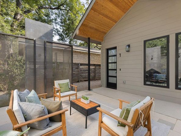 1401 E 3rd ST, Austin TX 78702