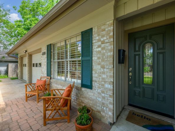 2210 Kenbridge DR, Austin TX 78757